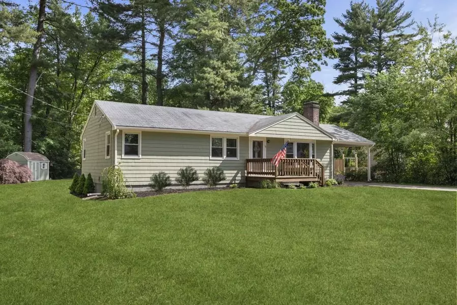 16 Smithhurst Dr, Holliston, MA 01746