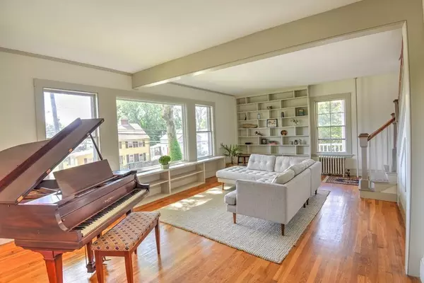 Ipswich, MA 01938,40 East St