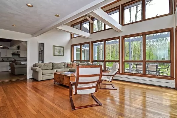 Sherborn, MA 01770,75 Nason Hill Road