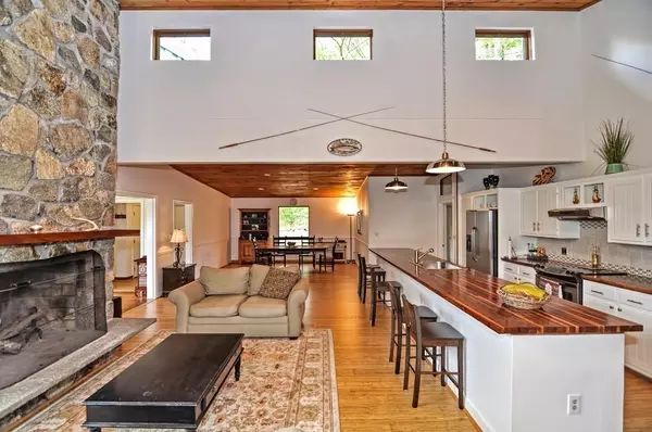 Sherborn, MA 01770,75 Nason Hill Road