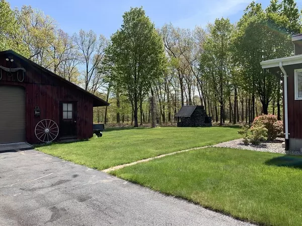 West Springfield, MA 01089,1010 Piper Rd