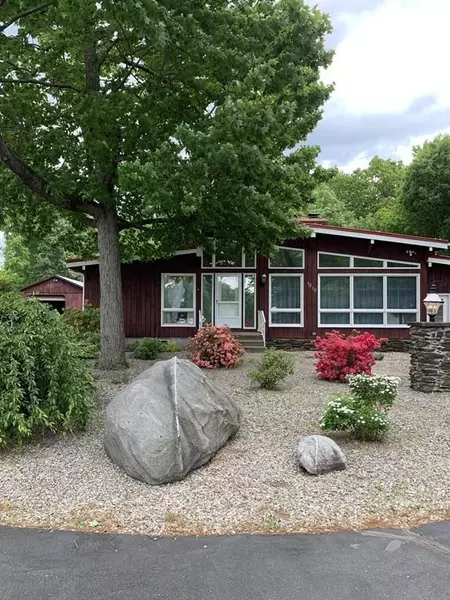 1010 Piper Rd, West Springfield, MA 01089