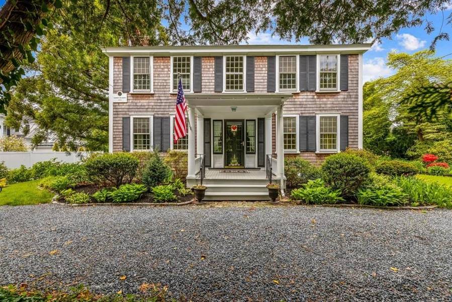 534 Washington St, Duxbury, MA 02332