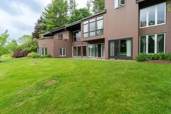 Lincoln, MA 01773,67 Conant Rd