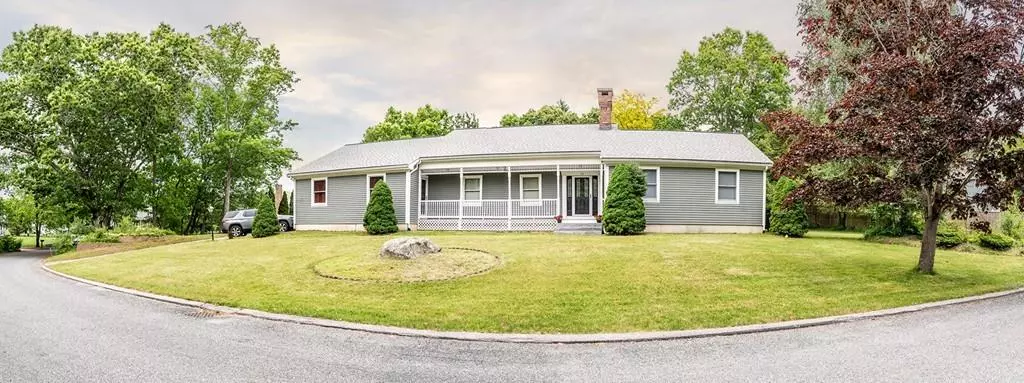 Seekonk, MA 02771,15 Drohan Ct