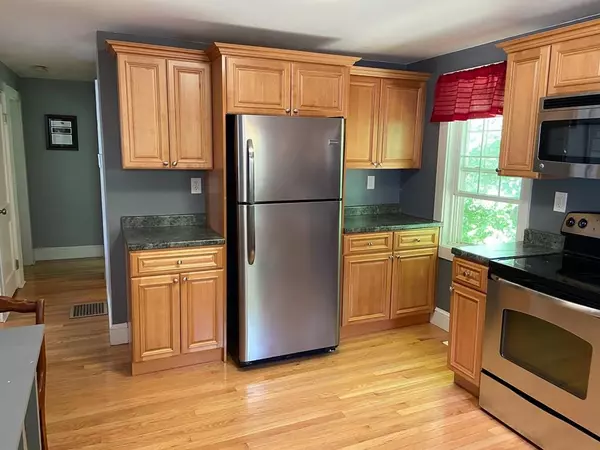 Townsend, MA 01474,12 Scott Rd.