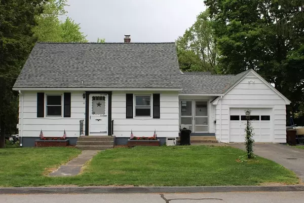 4 Pickering St, Auburn, MA 01501