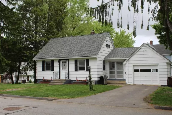 Auburn, MA 01501,4 Pickering St