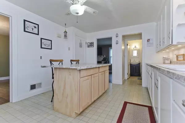 Springfield, MA 01119,23 Lucerne Rd