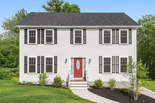85 Barker Hill Rd, Townsend, MA 01469