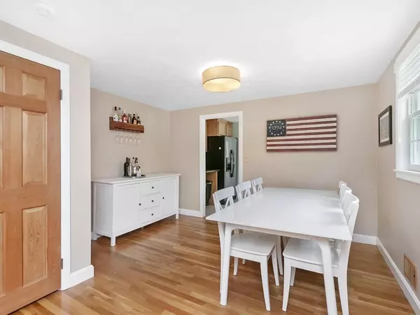 Sharon, MA 02067,10 Wilshire Drive
