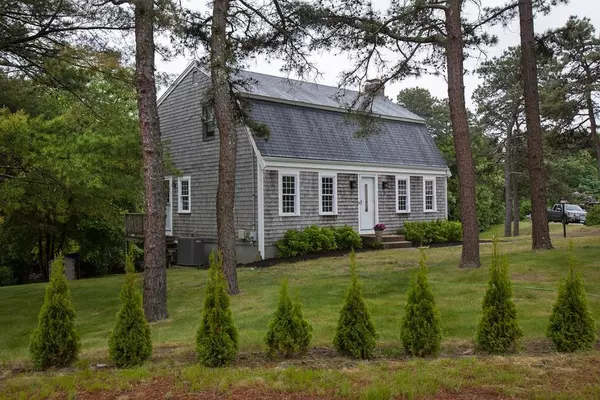 37 Miller Dr, Plymouth, MA 02360