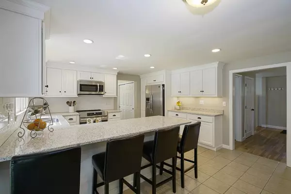 Scituate, MA 02066,33 Pheasant Hill Dr