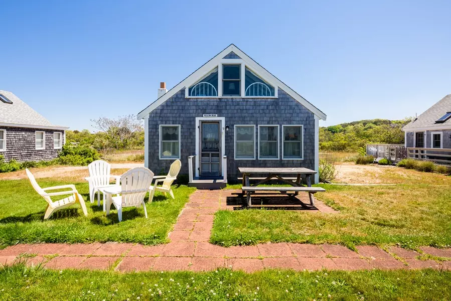 39 Corn Hill Rd #9, Truro, MA 02666