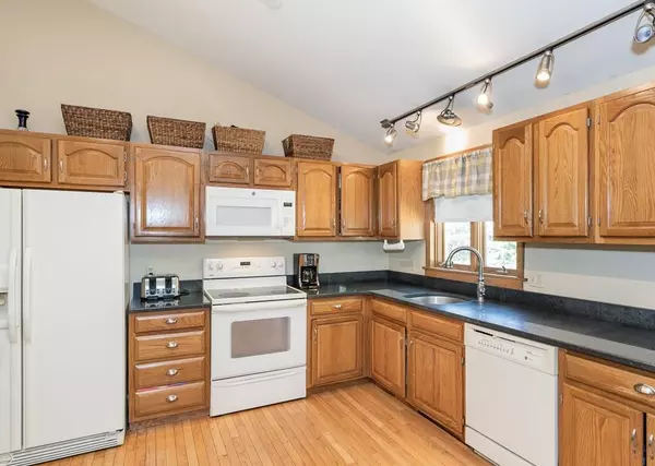 Westfield, MA 01085,273 City View Boulevard