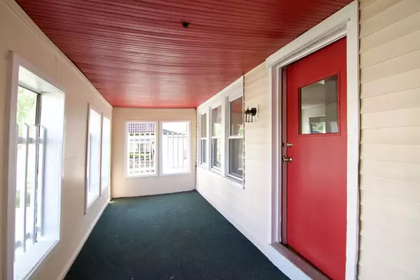 Springfield, MA 01105,72-74 Clifton Ave