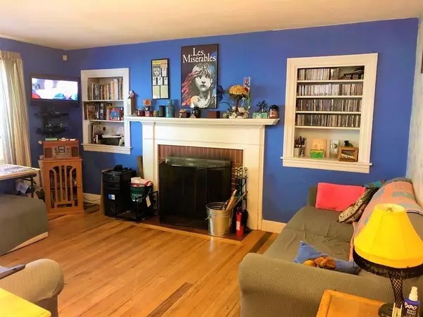 Springfield, MA 01104,50 Bessemer St