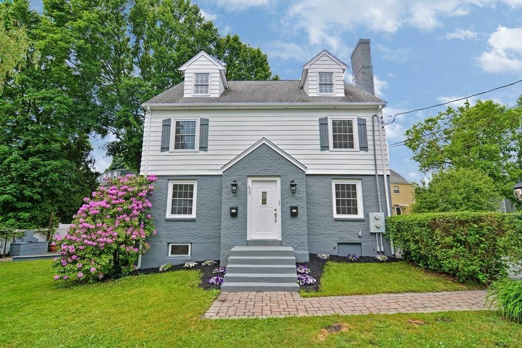 28 Fuller Terrace, Newton, MA 02465