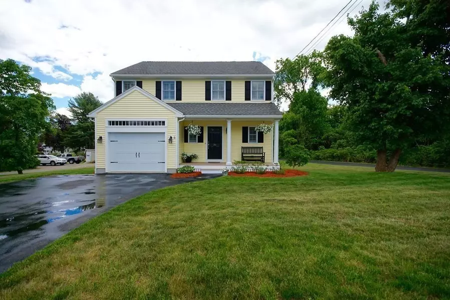 36 Topsfield Road, Ipswich, MA 01938