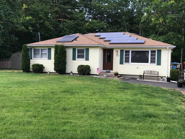 78 Charlton Rd, Dudley, MA 01571