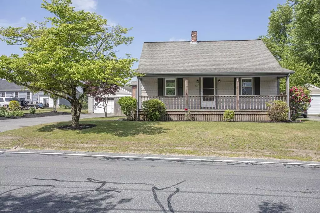 Acushnet, MA 02743,817 Main St