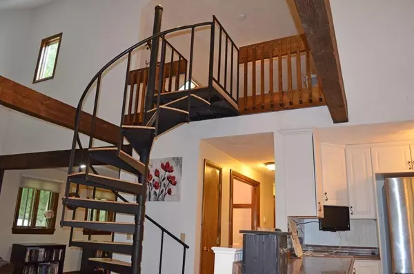 Northbridge, MA 01534,43 Quaker St