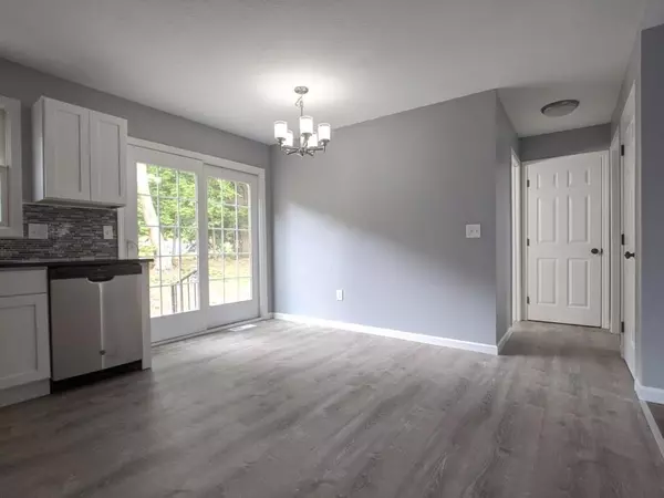 Springfield, MA 01151,25 Burke St