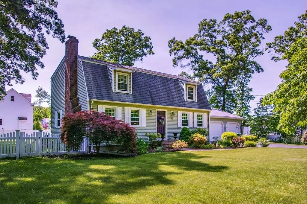 Millis, MA 02054,65 Acorn Street