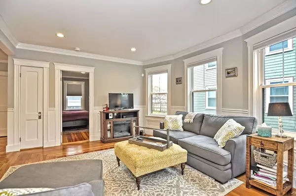 Milton, MA 02186,24 Houston Ave #1