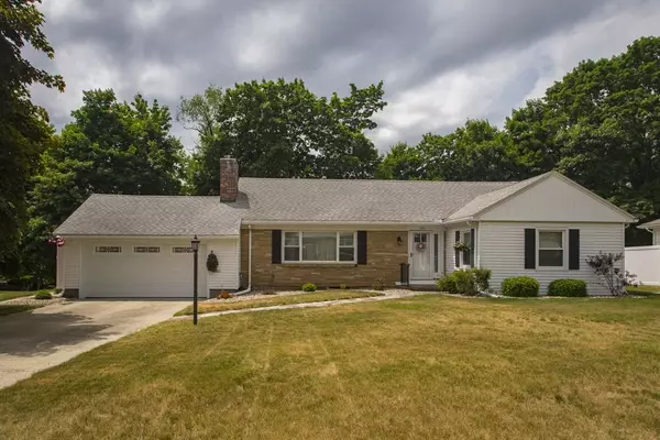 77 Tatham Hill Rd, West Springfield, MA 01089