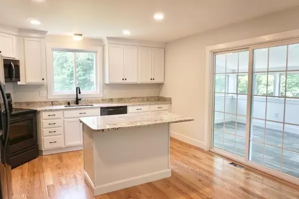 Pepperell, MA 01463,38 West St