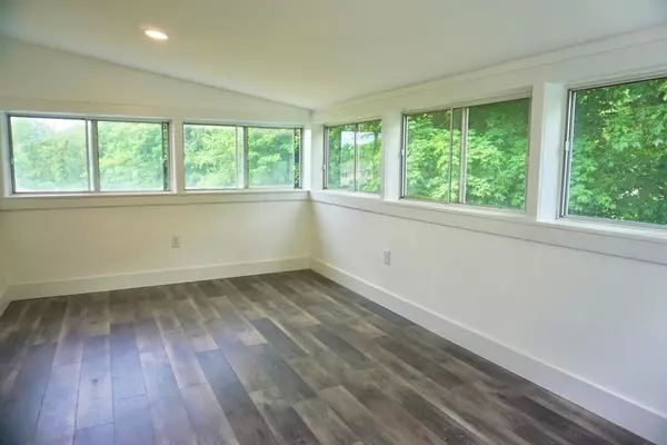 Pepperell, MA 01463,38 West St
