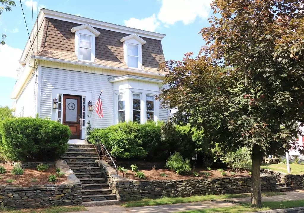 Cranston, RI 02905,91 Armington St