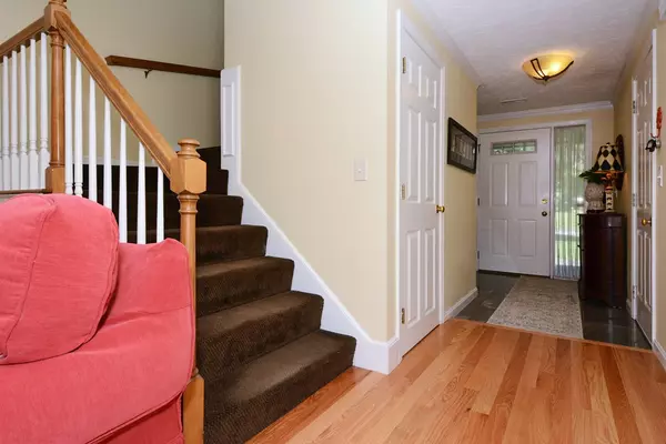 Sturbridge, MA 01566,15 Village Green #15