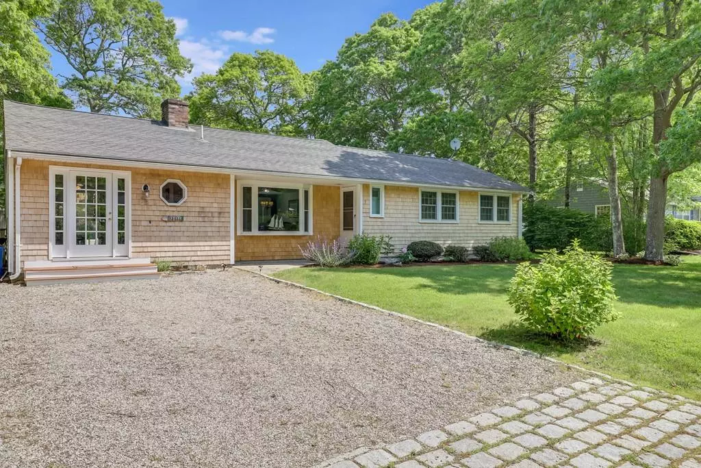 Falmouth, MA 02536,13 Half Moon Cir