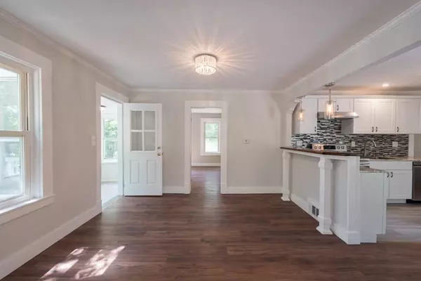 Springfield, MA 01108,416 Tiffany St