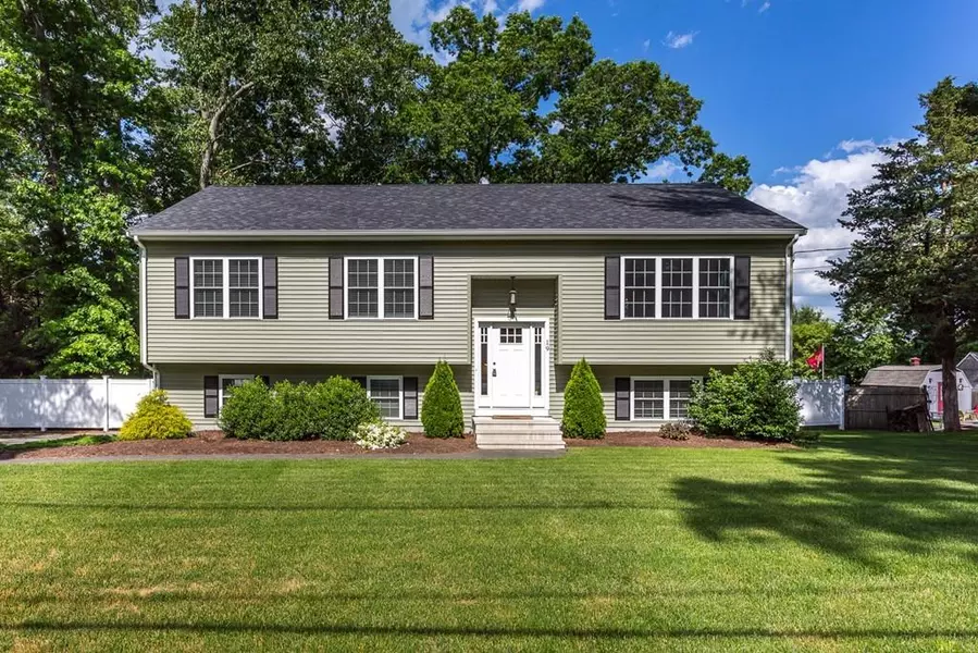 19 Oak Street, Norton, MA 02766