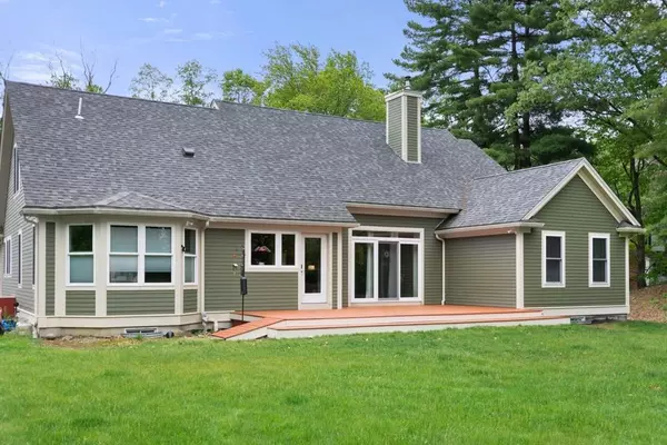 Auburn, MA 01501,30 Walnut St