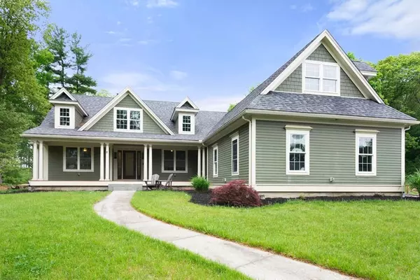30 Walnut St, Auburn, MA 01501