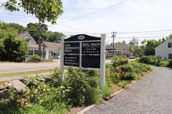 Dennis, MA 02638,632 Main Street #A