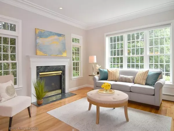Mansfield, MA 02048,19 Ridgeview Lane