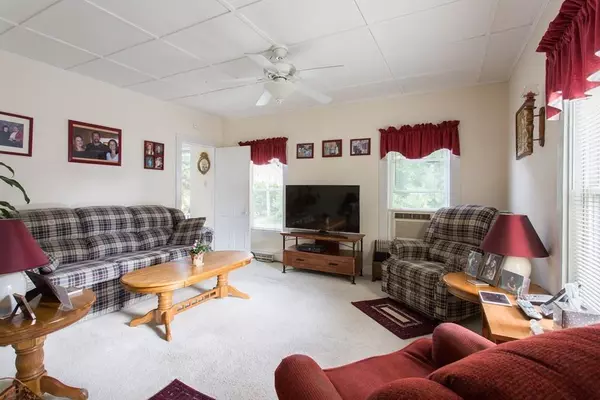 West Brookfield, MA 01585,39 West St