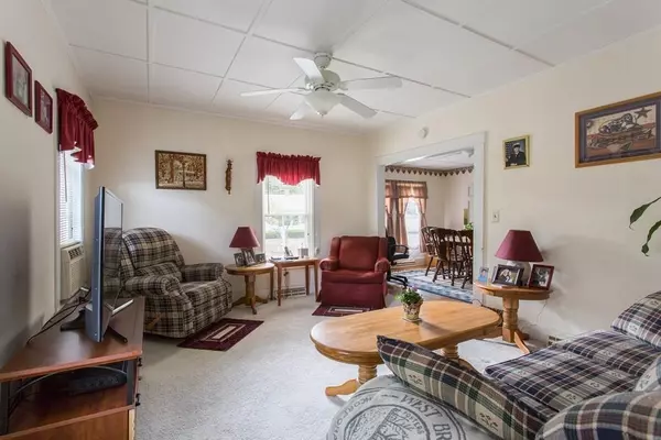 West Brookfield, MA 01585,39 West St