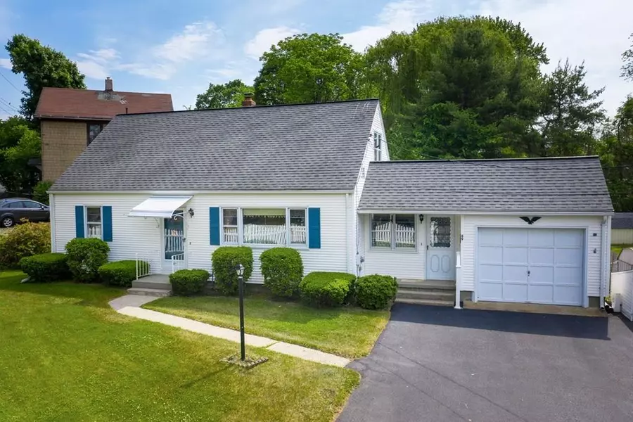 89 Silver St, West Springfield, MA 01089