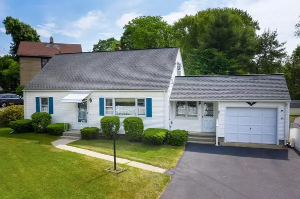 89 Silver St, West Springfield, MA 01089