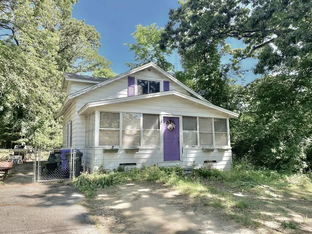 Springfield, MA 01109,2 Whitfield St