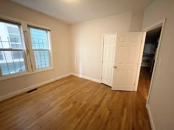 Boston, MA 02120,733 Parker Street #1