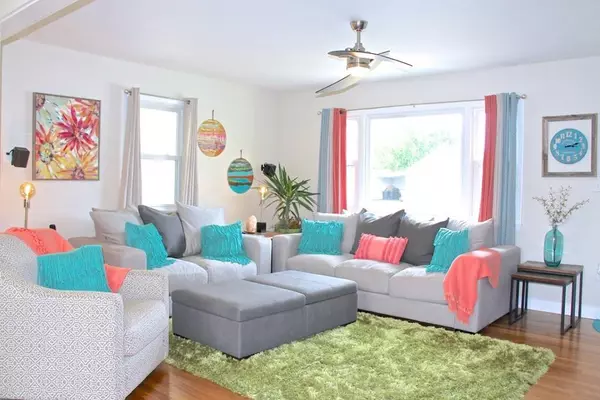 Acushnet, MA 02743,6 Henry Drive