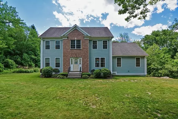 46 Hill St, Millville, MA 01529