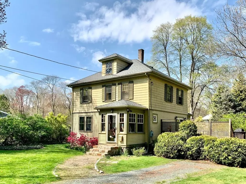 Manchester, MA 01944,75 Old Essex Road